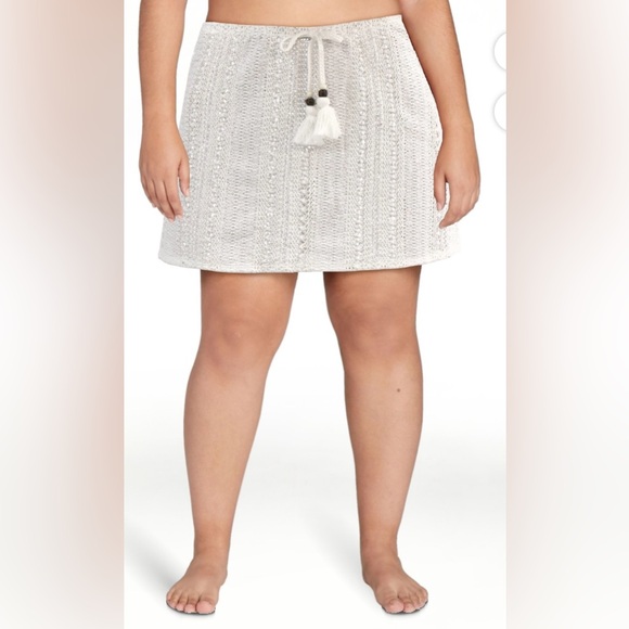 No Boundaries’ Women’s White Crochet Mini Cover Up Skirt! NWT! Size XXL (20) - Picture 2 of 9